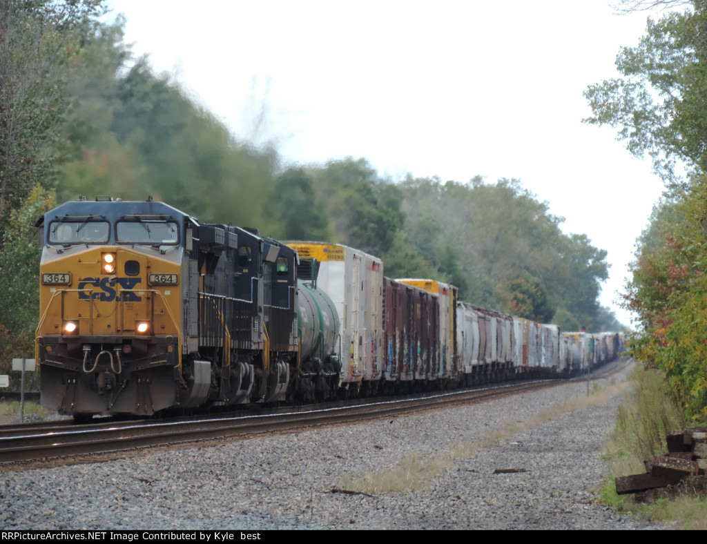 CSX 364 on M368 